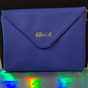 Studio DIY Killing it clutch